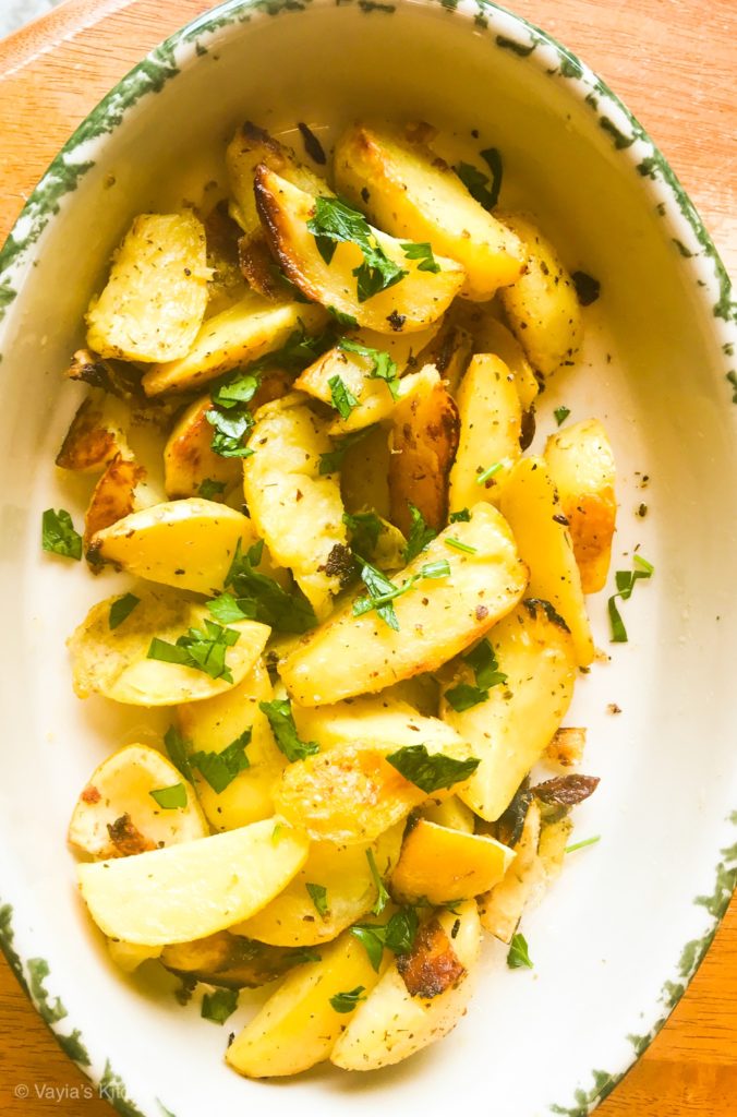 Delicious Greek Style Lemon Roasted Potatoes